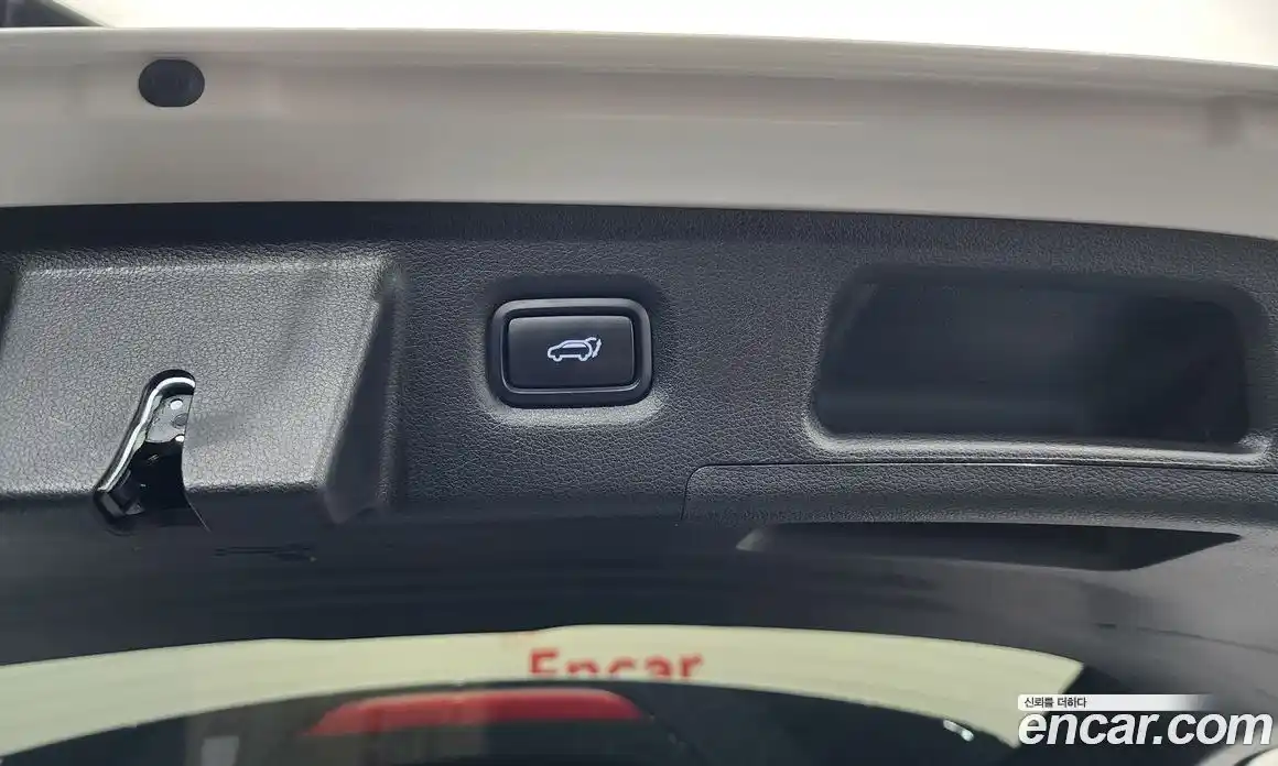Hyundai Santa Fe 2023 2.5 гидро в Москве № 1830667, фото 24