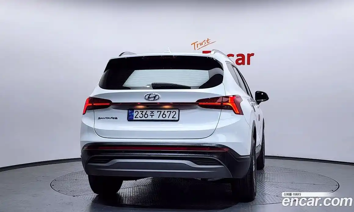 Hyundai Santa Fe 2023 2.5 гидро в Москве № 1830667, фото 4