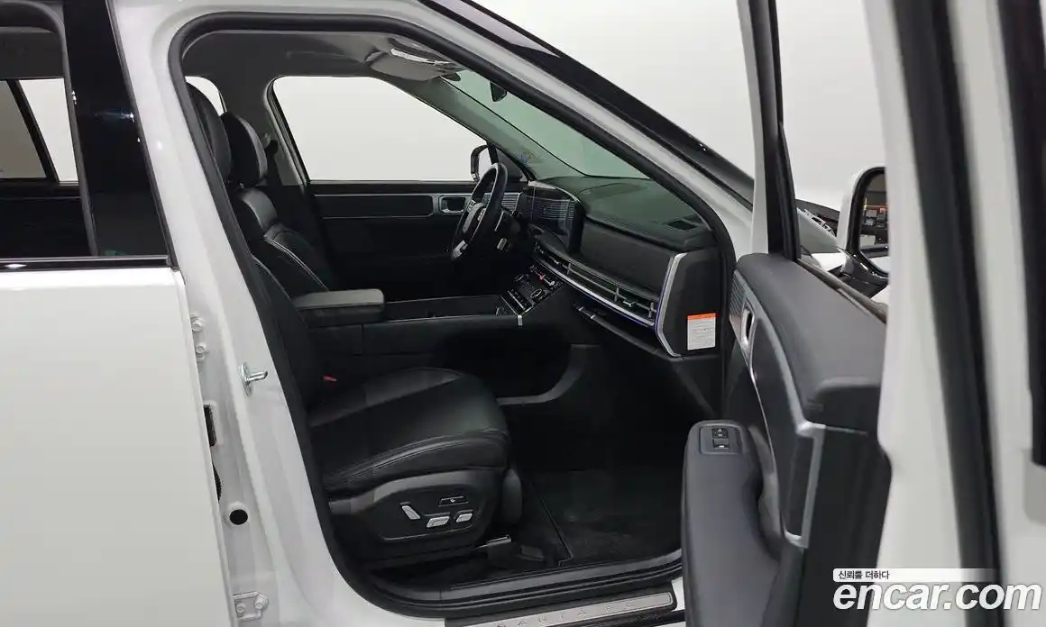 Hyundai Santa Fe 2023 1.6 гидро в Москве № 1830755, фото 24