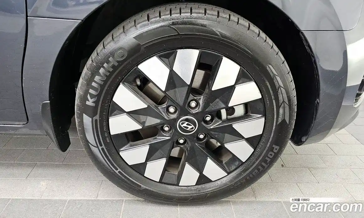 Hyundai Staria 2024 2.2 гидро в Москве № 1830787, фото 7
