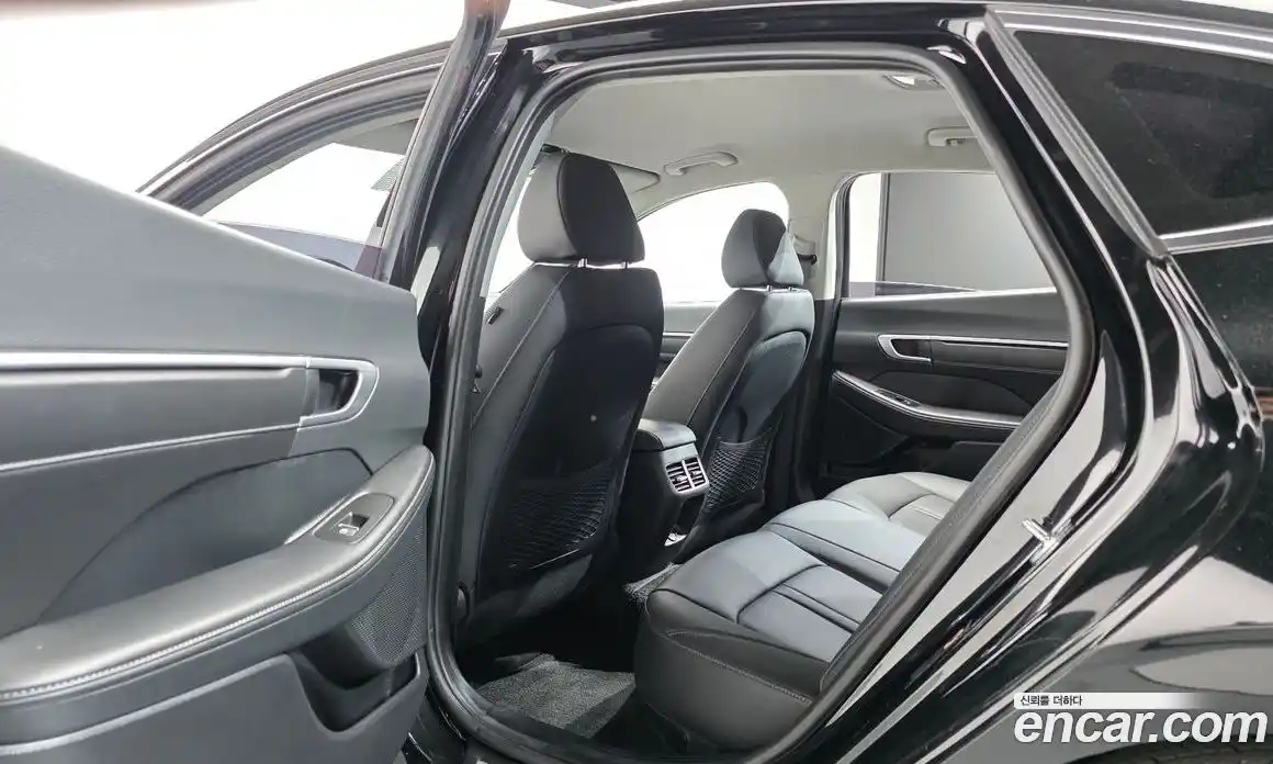 Hyundai Sonata 2022 2.0 гидро в Москве № 1830935, фото 24