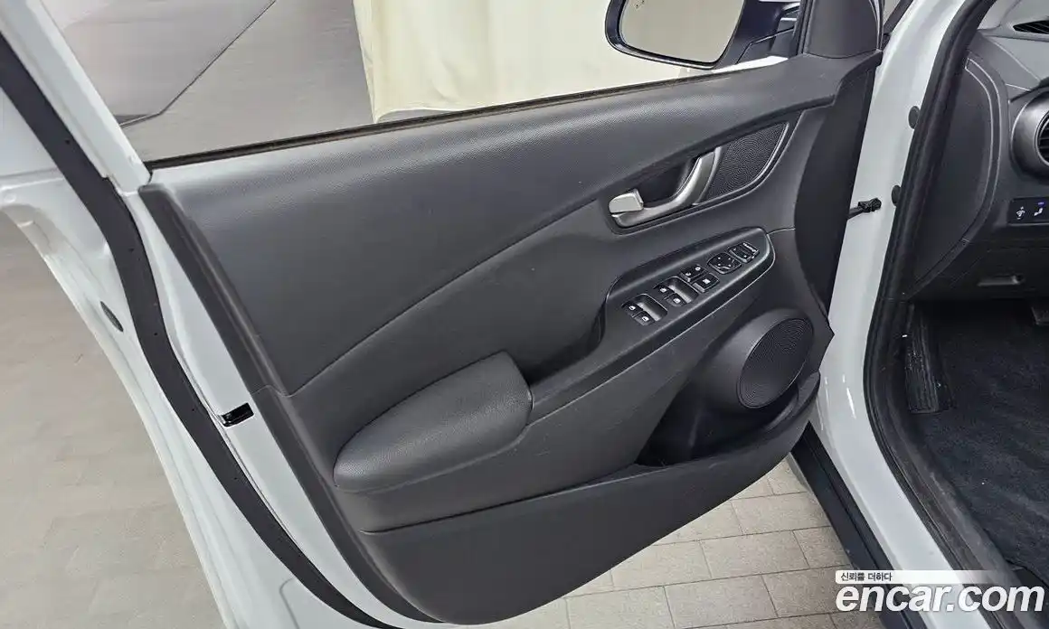 Hyundai Kona 2020 1.6 гидро в Москве № 1831007, фото 14