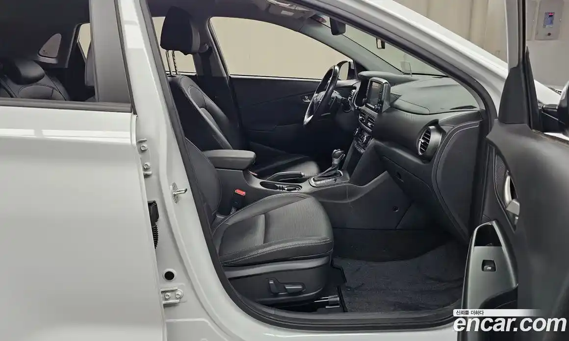 Hyundai Kona 2020 1.6 гидро в Москве № 1831007, фото 16