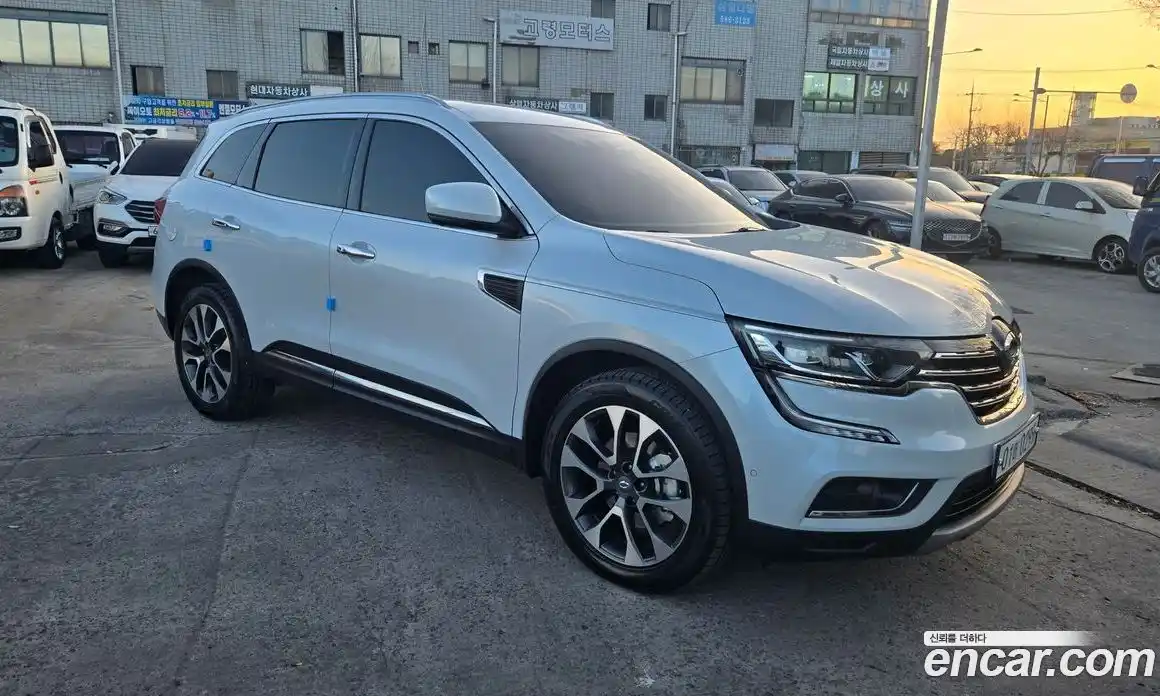 Renault QM6 2016 2.0 гидро в Москве № 183925, фото 3