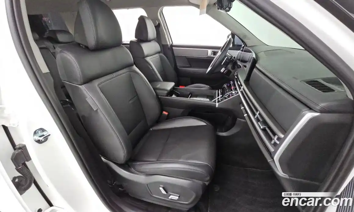 Hyundai Santa Fe 2024 2.5 гидро в Москве № 1903357, фото 16