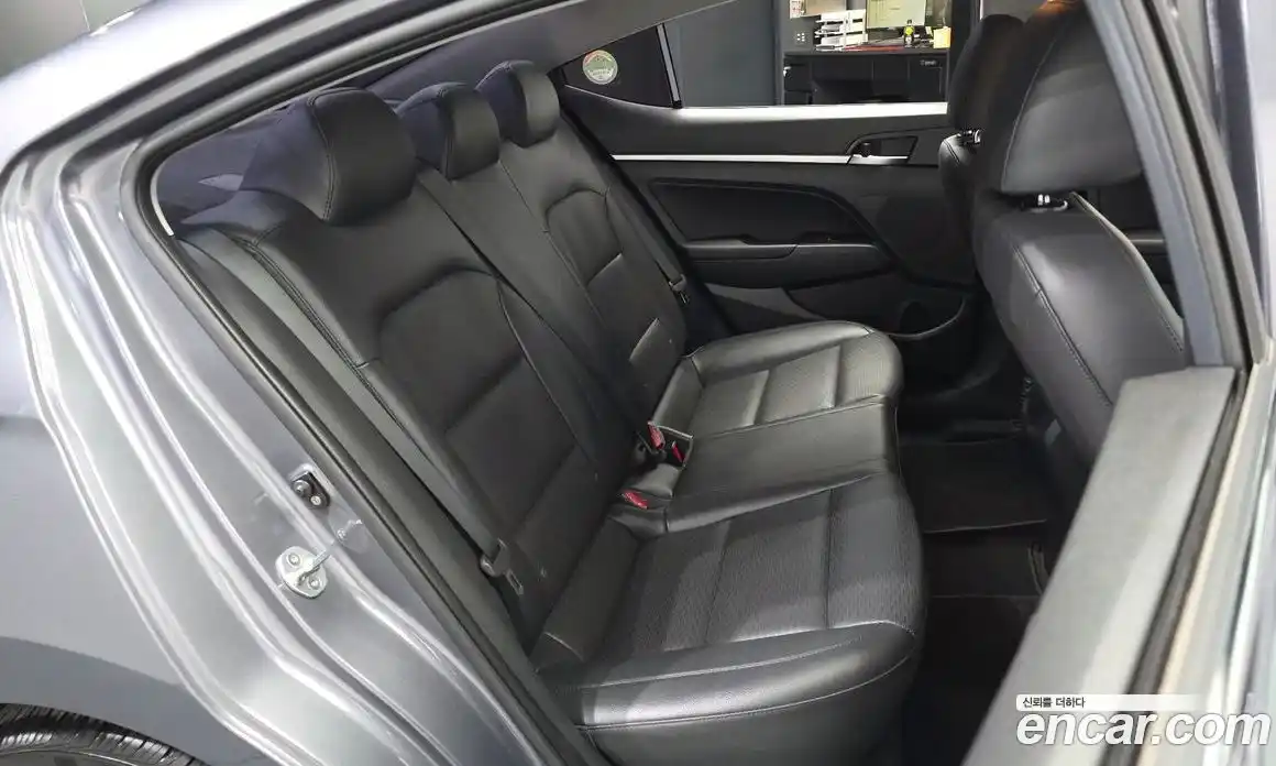 Hyundai Avante 2019 1.6 гидро в Москве № 1903429, фото 18