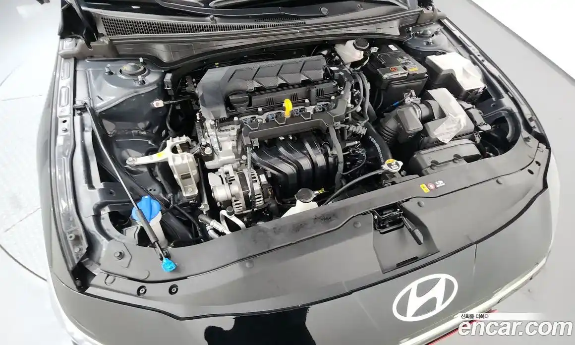 Hyundai Avante 2024 1.6 гидро в Москве № 1903505, фото 6