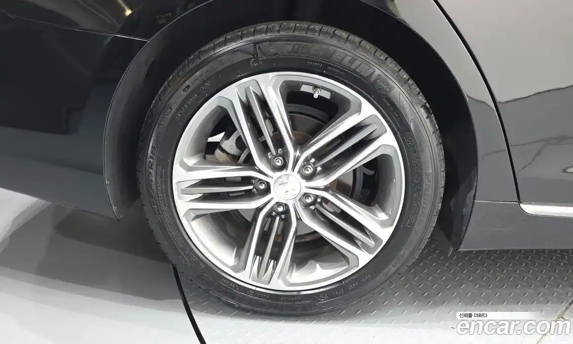 Hyundai Grandeur 2019 3.0 гидро в Москве № 1903739, фото 5