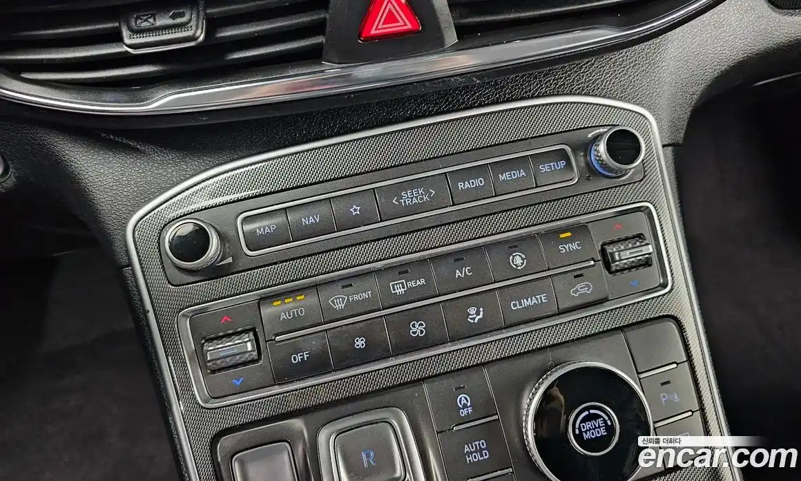 Hyundai Santa Fe 2020 2.2 гидро в Москве № 1903747, фото 29