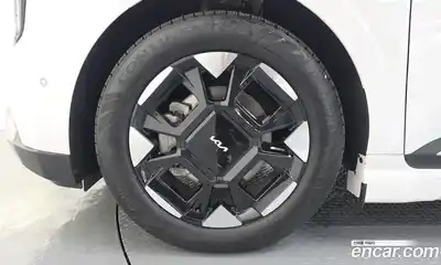 Kia Canival 2024 1.6 гидро в Москве № 1904403, миниатюра 5