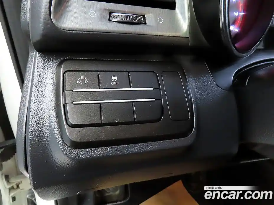 SsangYong TIBOLI 2017 1.6 гидро в Москве № 1906716, фото 14