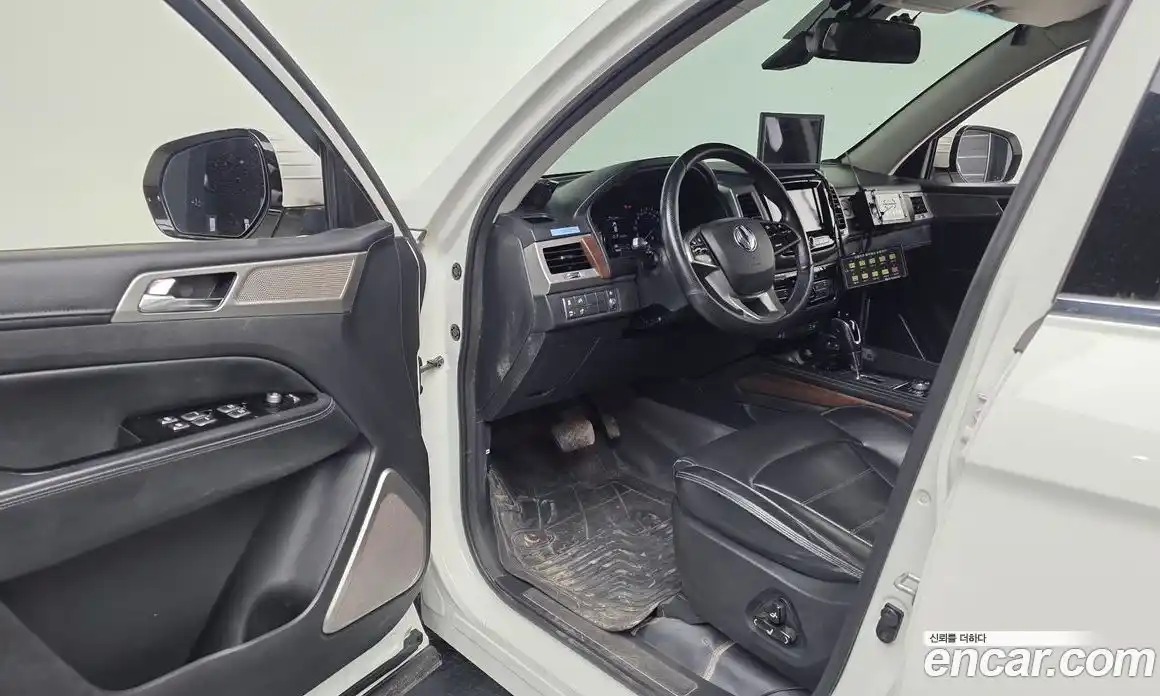 SsangYong Rexton 2017 2.2 гидро в Москве № 1906758, фото 10