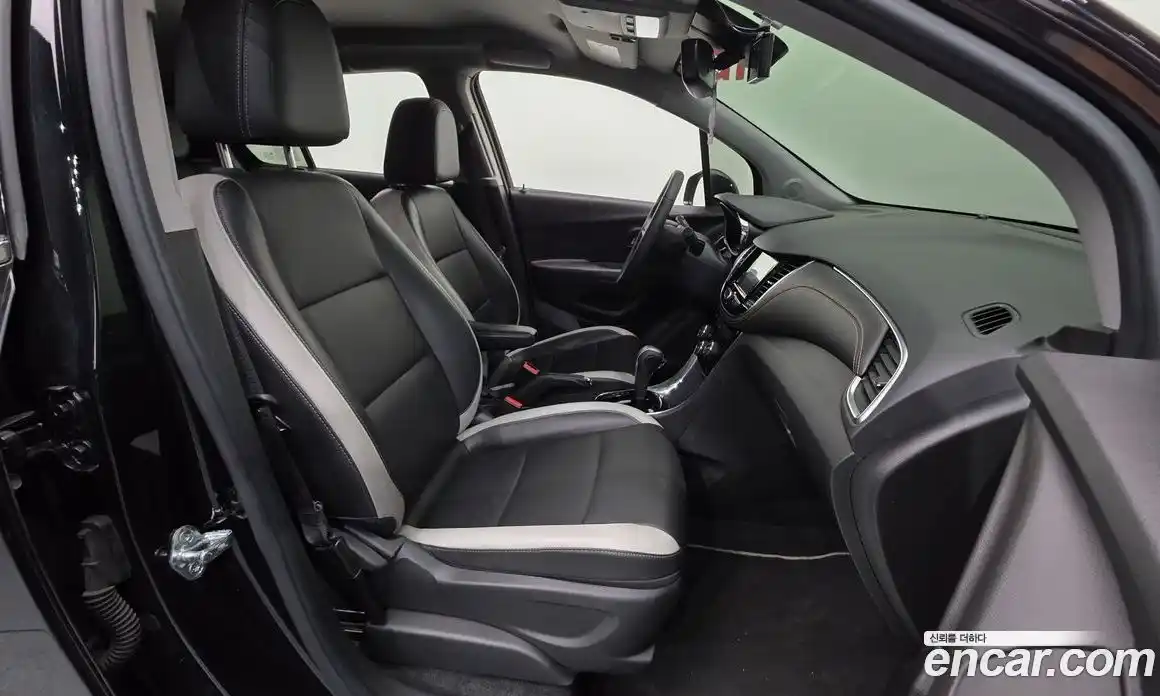 Chevrolet Trax 2018 1.6 гидро в Москве № 1907112, фото 16