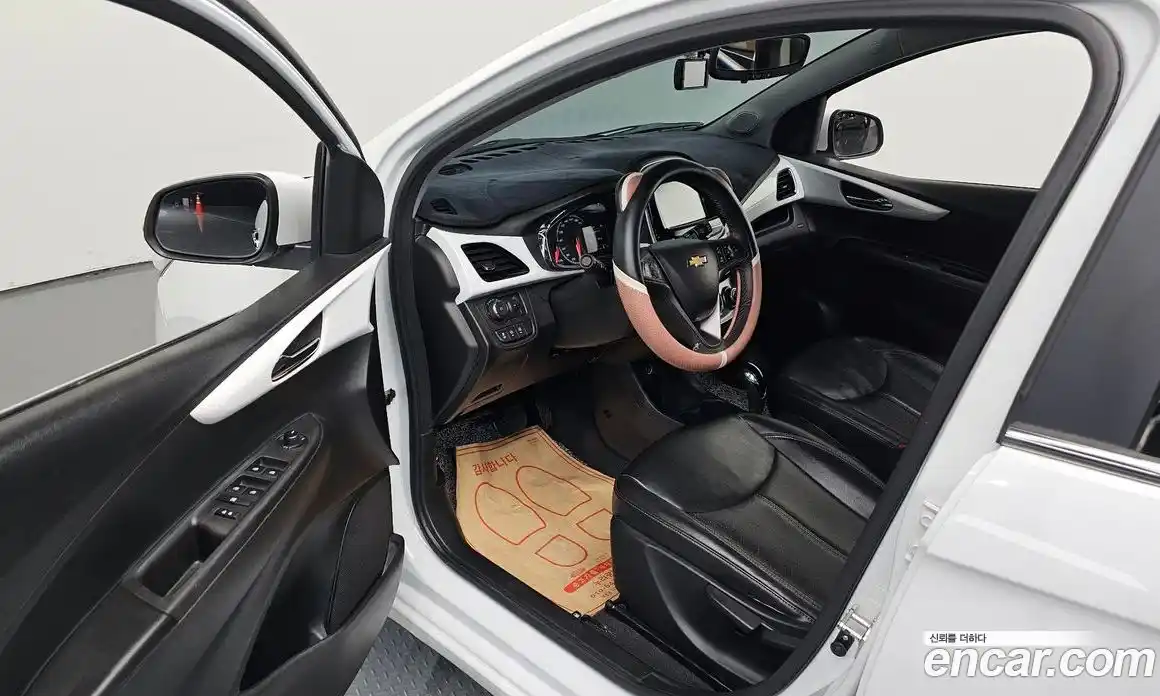 Chevrolet Spark 2016 1.0 гидро в Москве № 1907188, фото 10