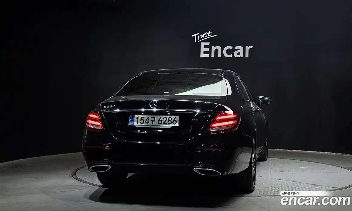 Mercedes-Benz E-Class 2020 2.0 гидро в Москве № 1908802, фото 4