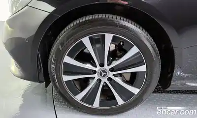 Mercedes-Benz E-Class 2019 2.0 гидро в Москве № 1909811, миниатюра 5