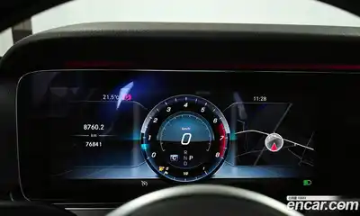 Mercedes-Benz E-Class 2018 2.0 гидро в Москве № 1909870, миниатюра 11