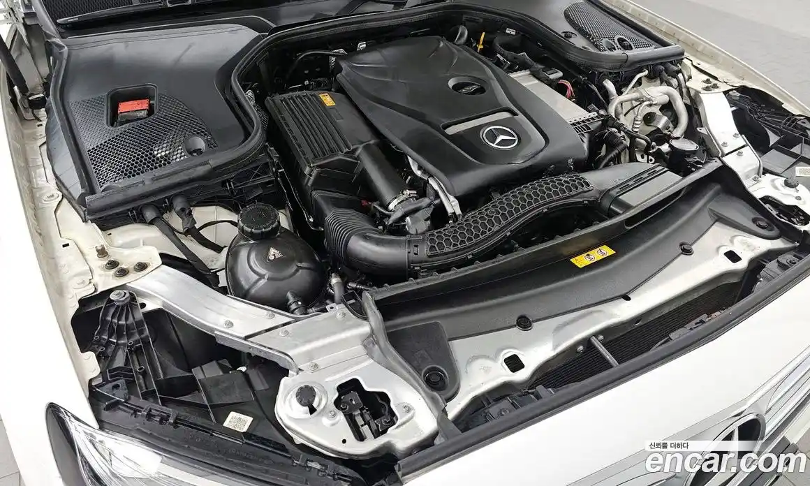 Mercedes-Benz E-Class 2018 2.0 гидро в Москве № 1909870, фото 6
