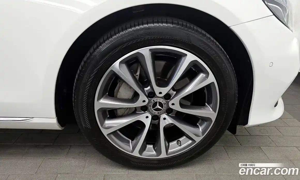 Mercedes-Benz E-Class 2018 2.0 гидро в Москве № 1909870, фото 7