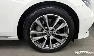 Mercedes-Benz E-Class 2018 2.0 гидро в Москве № 1909870, миниатюра 7