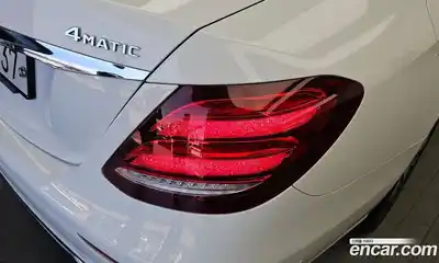 Mercedes-Benz E-Class 2018 2.0 гидро в Москве № 1909870, миниатюра 9