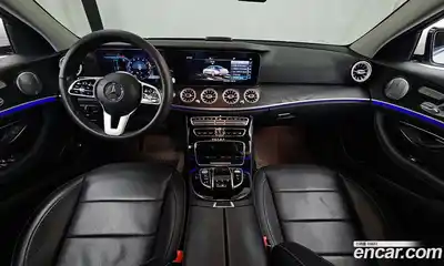 Mercedes-Benz E-Class 2018 2.0 гидро в Москве № 1909870, миниатюра 10