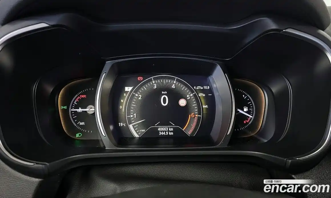 Renault QM6 2019 2.0 гидро в Москве № 1911640, фото 11