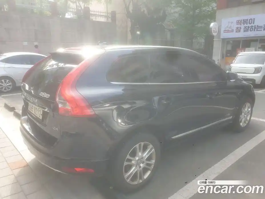 Volvo XC60 2013 2.0 гидро в Москве № 1913577, фото 3