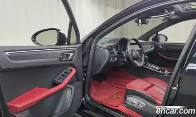 Porsche Macan 2024 2.9 гидро в Москве № 1913802, миниатюра 10