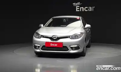 Renault SM3 2016 1.5 гидро в Москве № 1914067, миниатюра 3