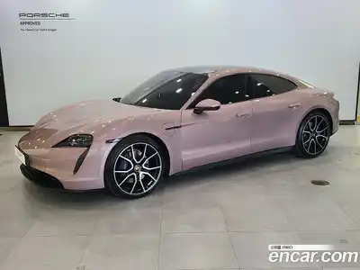 Porsche Taycan, 2023