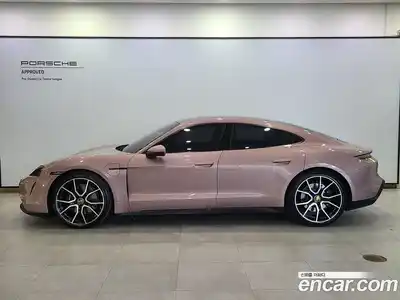 Porsche Taycan 2023 0.1 гидро в Москве № 1914414, миниатюра 5