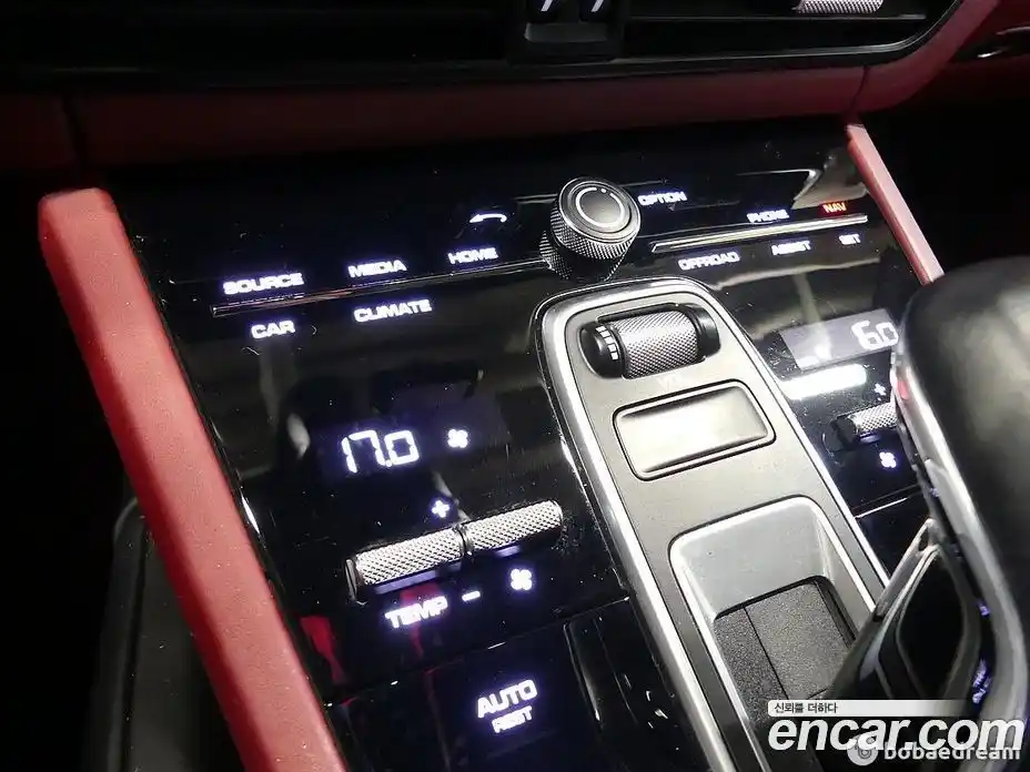 Porsche Cayenne 2019 3.0 гидро в Москве № 1914539, фото 18