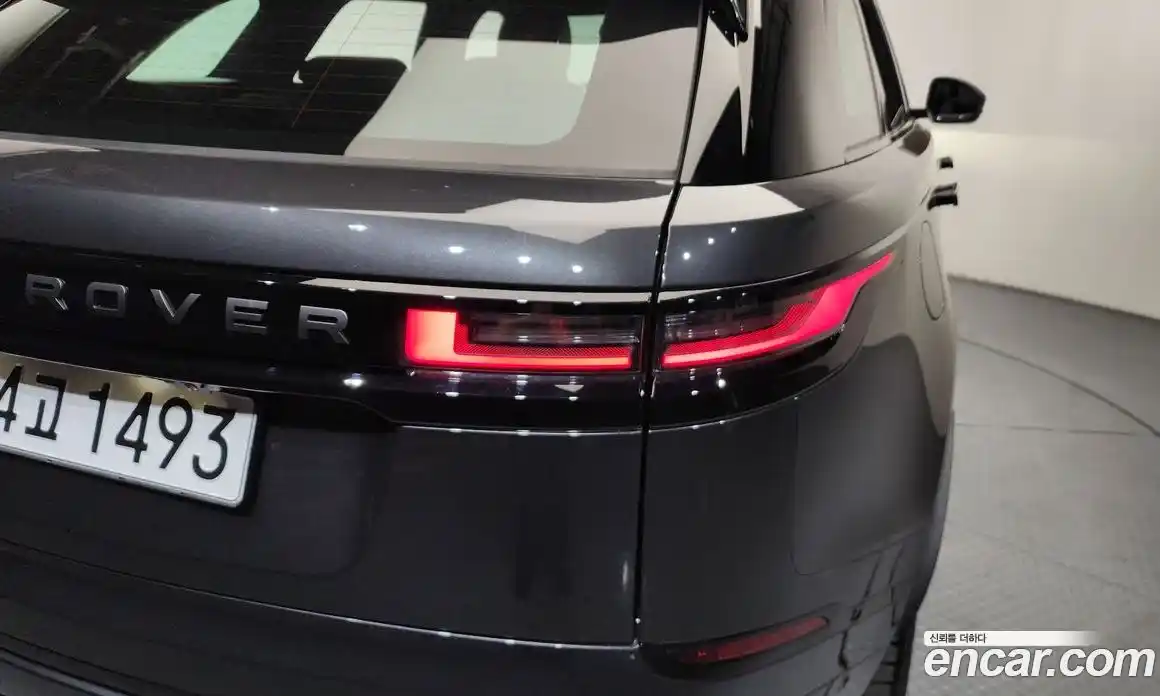 Land Rover Range-Rover Velar 2025 2.0 гидро в Москве № 1914604, фото 8