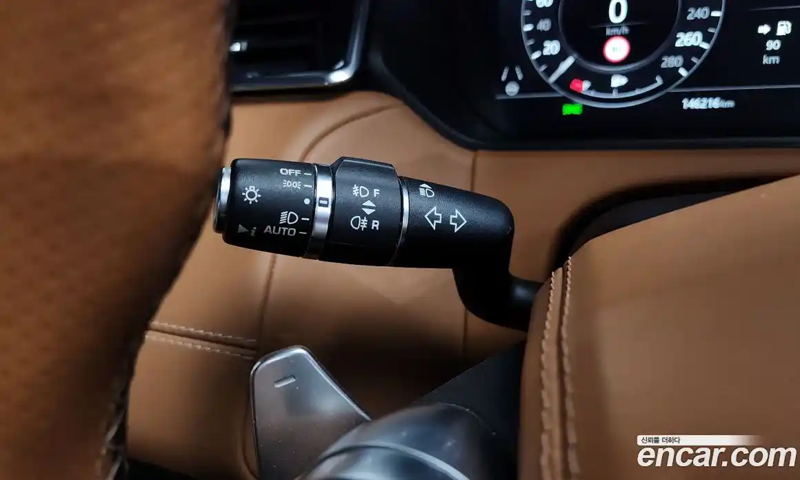 Land Rover Range-Rover Velar 2019 3.0 гидро в Москве № 1915125, фото 33