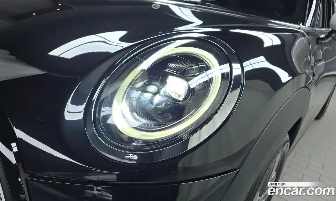 Mini Cooper 2023 1.5 гидро в Москве № 1915673, фото 8