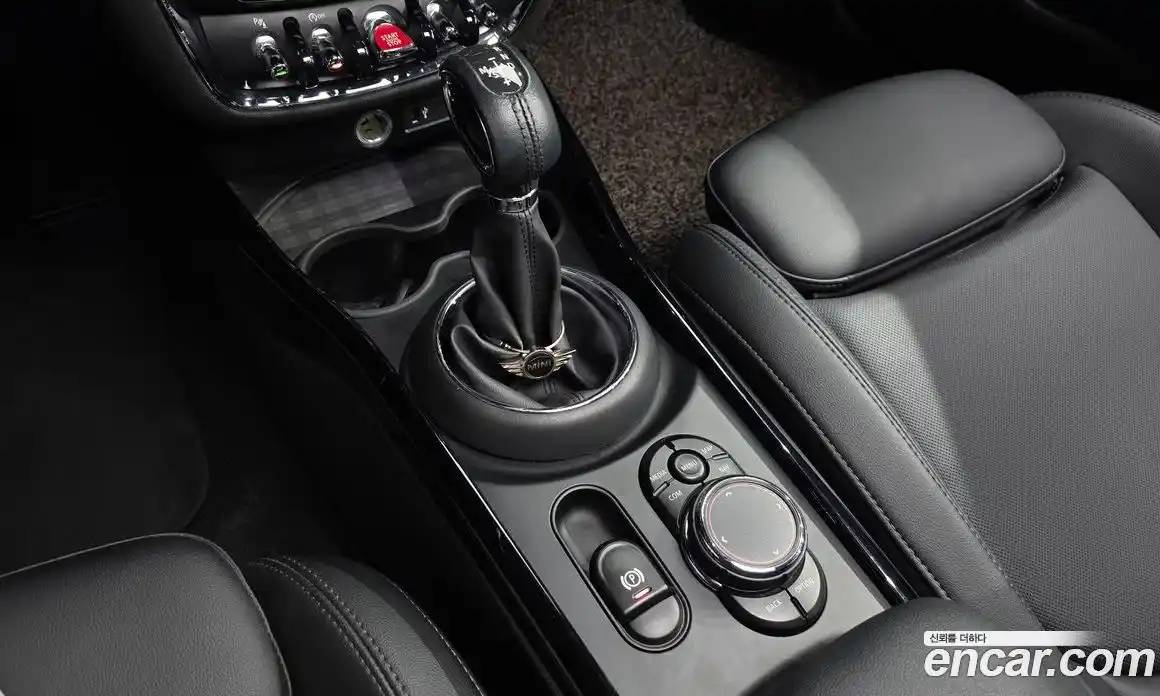 Mini Clubman 2019 1.5 гидро в Москве № 1916120, фото 12