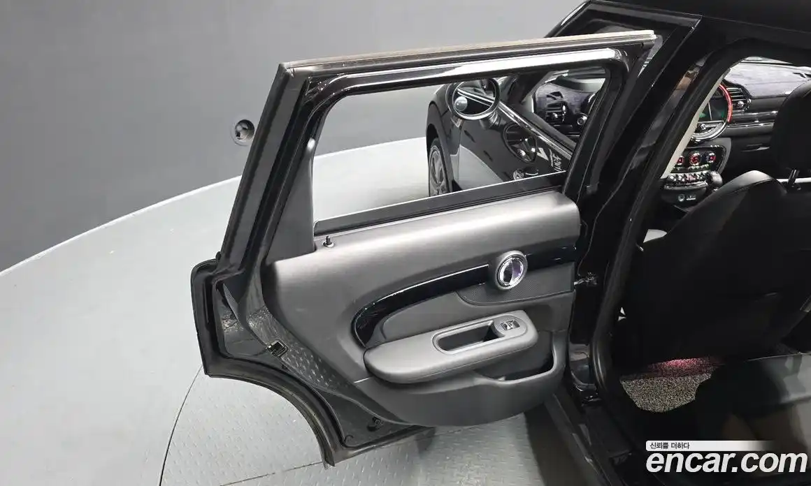 Mini Clubman 2019 1.5 гидро в Москве № 1916120, фото 15