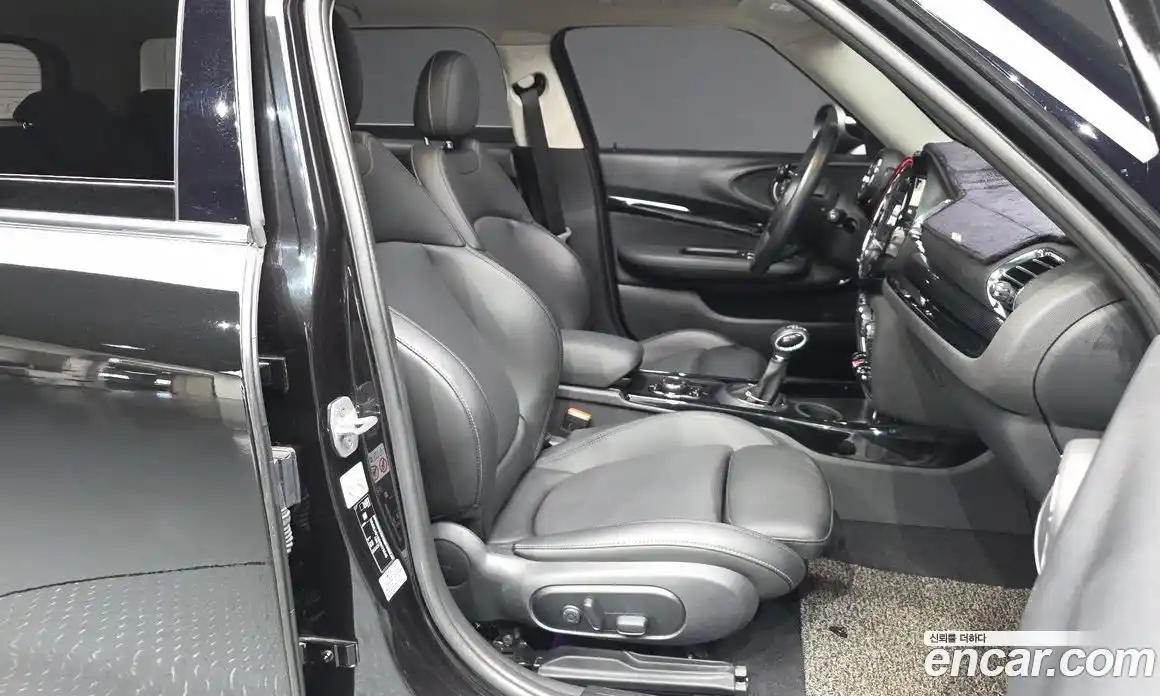 Mini Clubman 2019 1.5 гидро в Москве № 1916120, фото 17