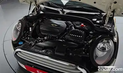 Mini Cooper 2014 1.5 гидро в Москве № 1916244, миниатюра 5