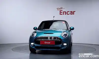 Mini Cooper Convertible 2018 2.0 гидро в Москве № 1916258, миниатюра 3