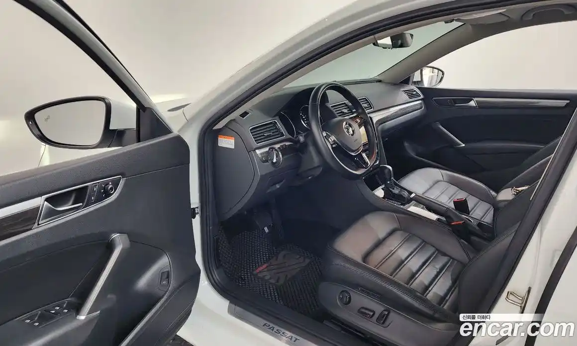 Volkswagen Passat 2018 2.0 гидро в Москве № 1917629, фото 13