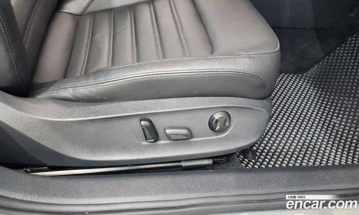 Volkswagen Passat 2018 2.0 гидро в Москве № 1917629, фото 35