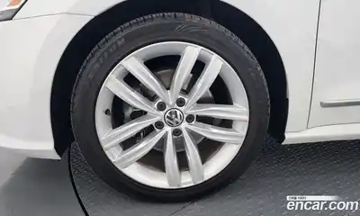 Volkswagen Passat 2018 2.0 гидро в Москве № 1917629, миниатюра 5