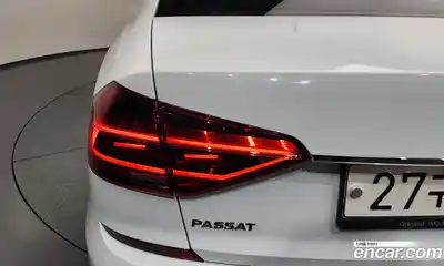 Volkswagen Passat 2018 2.0 гидро в Москве № 1917629, миниатюра 9