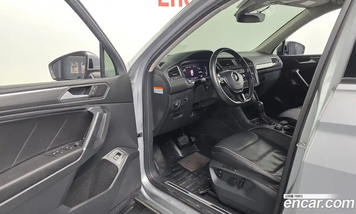 Volkswagen Tiguan 2020 2.0 гидро в Москве № 1917654, фото 13