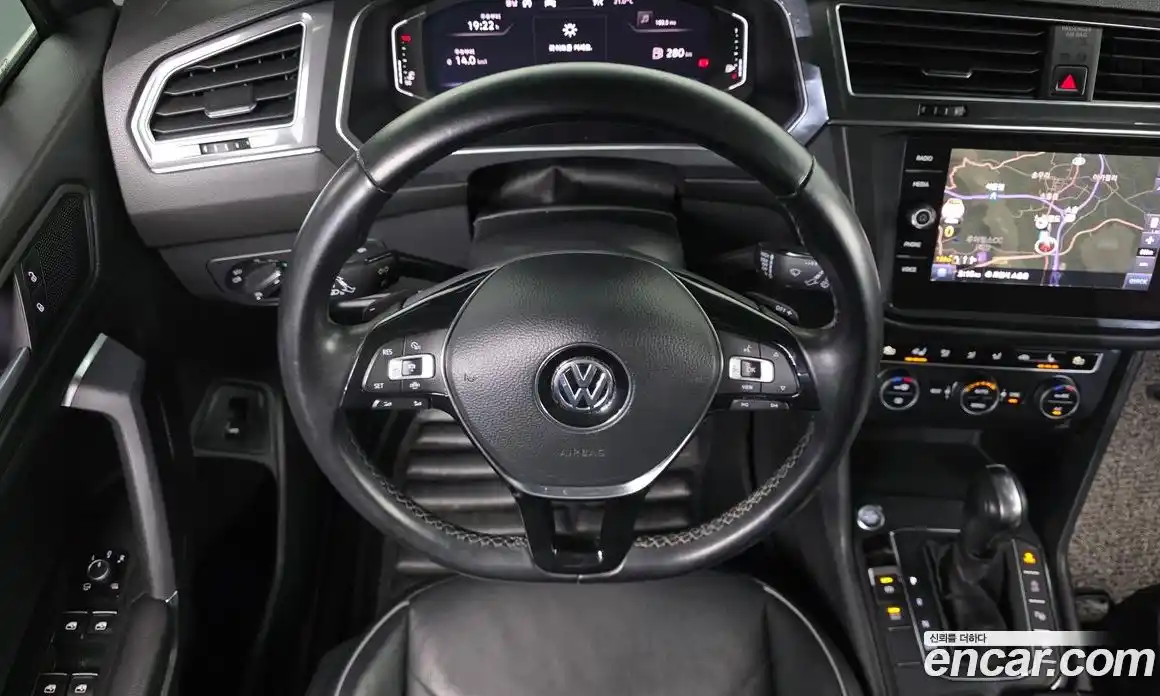 Volkswagen Tiguan 2020 2.0 гидро в Москве № 1917654, фото 22