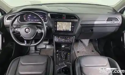 Volkswagen Tiguan 2020 2.0 гидро в Москве № 1917654, миниатюра 10