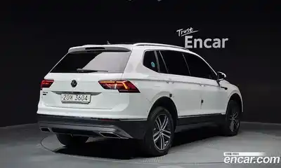 Volkswagen Tiguan 2018 2.0 гидро в Москве № 1917659, миниатюра 2