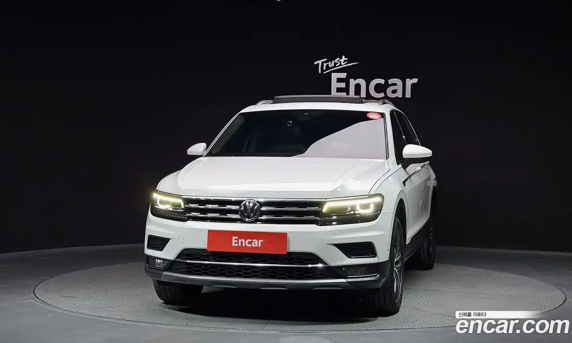 Volkswagen Tiguan 2018 2.0 гидро в Москве № 1917659, фото 3